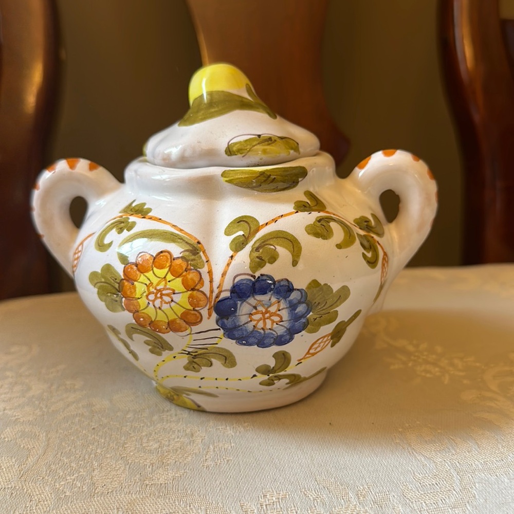 Vintage signed hand-painted Italian Majolica Cantigalli biscuit jar, sugar jar